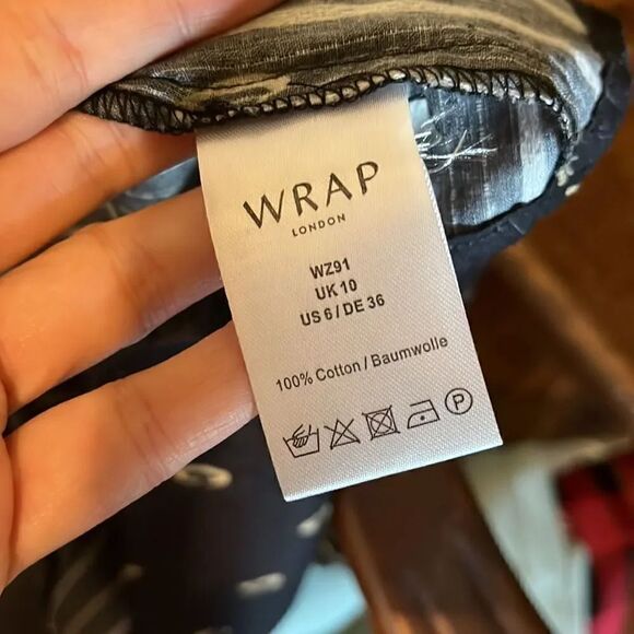 WRAP  London Black and Cream Ballion Sleeve Deep-V Cotton Midi Dress, 6! - Picture 10 of 11